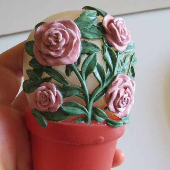 Roses in Pot Nightlight 6" tall - Picture 6 of 12